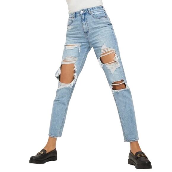 American Eagle Highest Rise Mom Jeans Light Blue Distressed Ripped Women 8 long - Picture 1 of 14